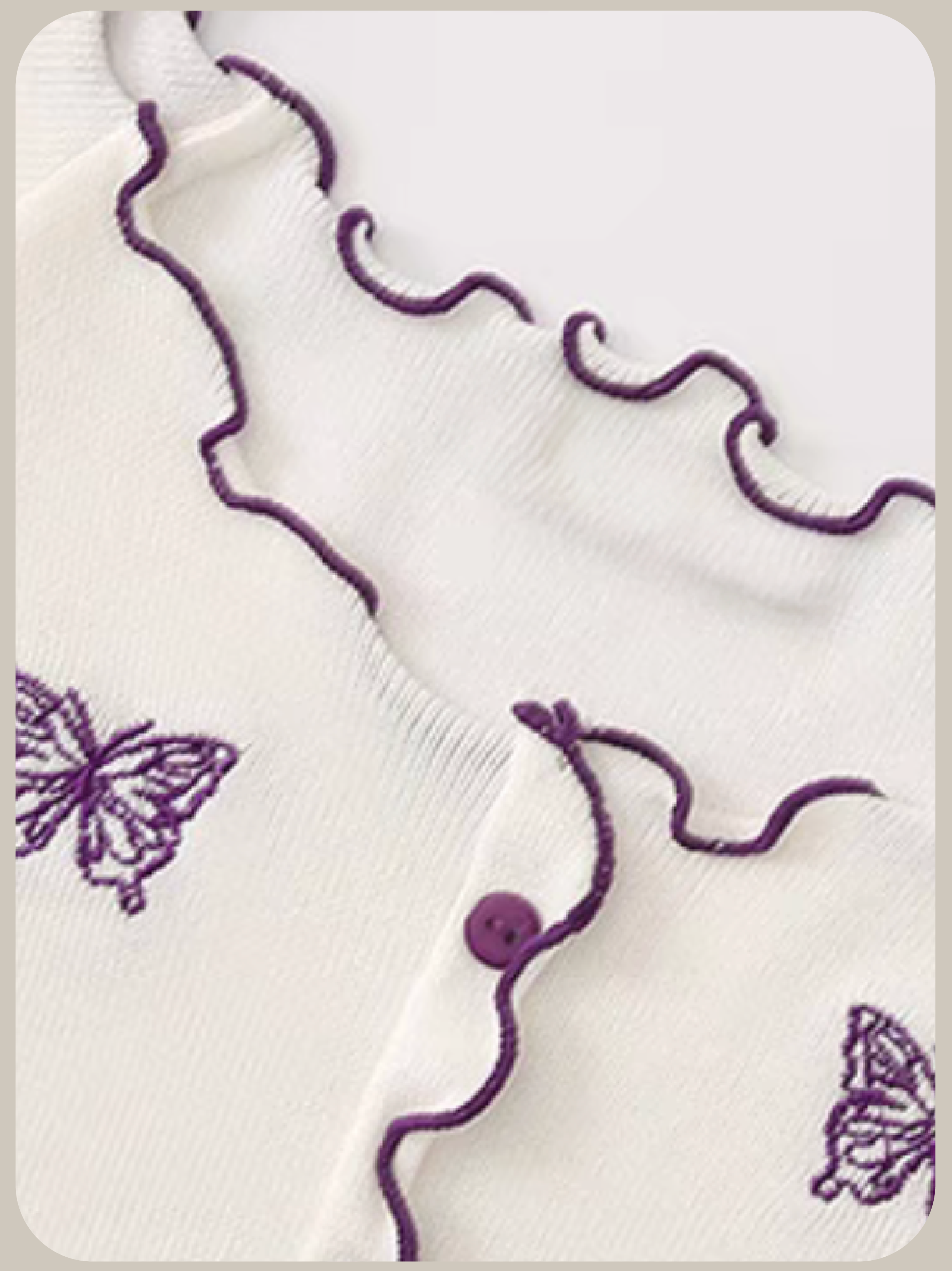 Contrasting Color Butterfly Embroidered Top/コントラスティングカラーバタフライ刺繍トップス